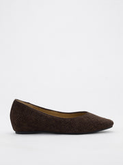 DARK BROWN