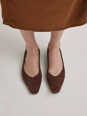DARK BROWN