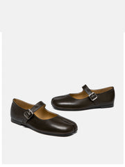 DARK BROWN