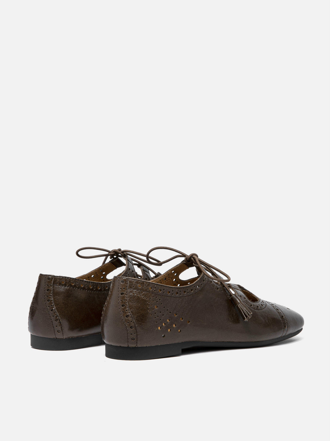 DARK BROWN