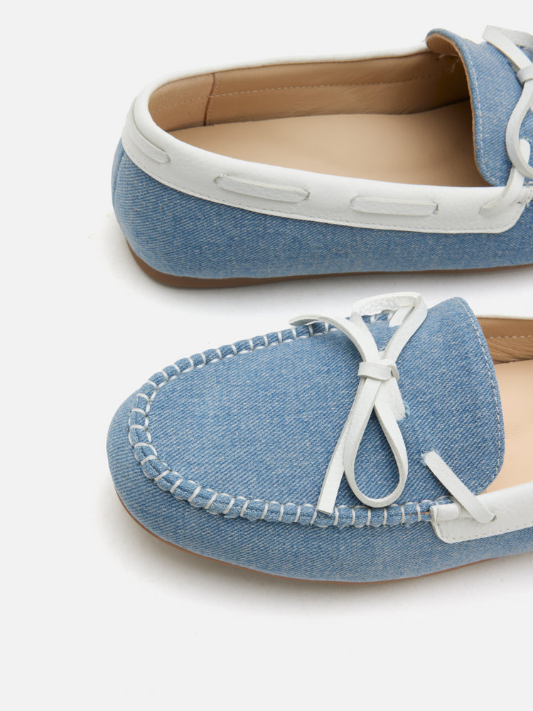 LIGHT BLUE