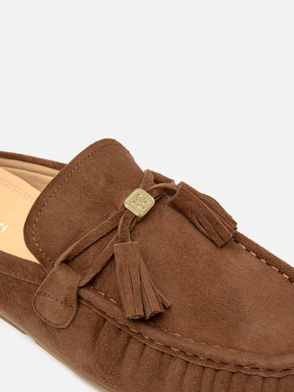 DARK BROWN