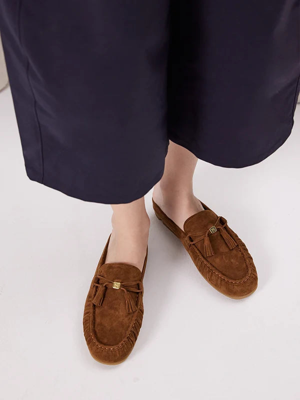 DARK BROWN
