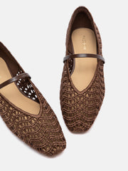 DARK BROWN