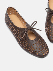 DARK BROWN