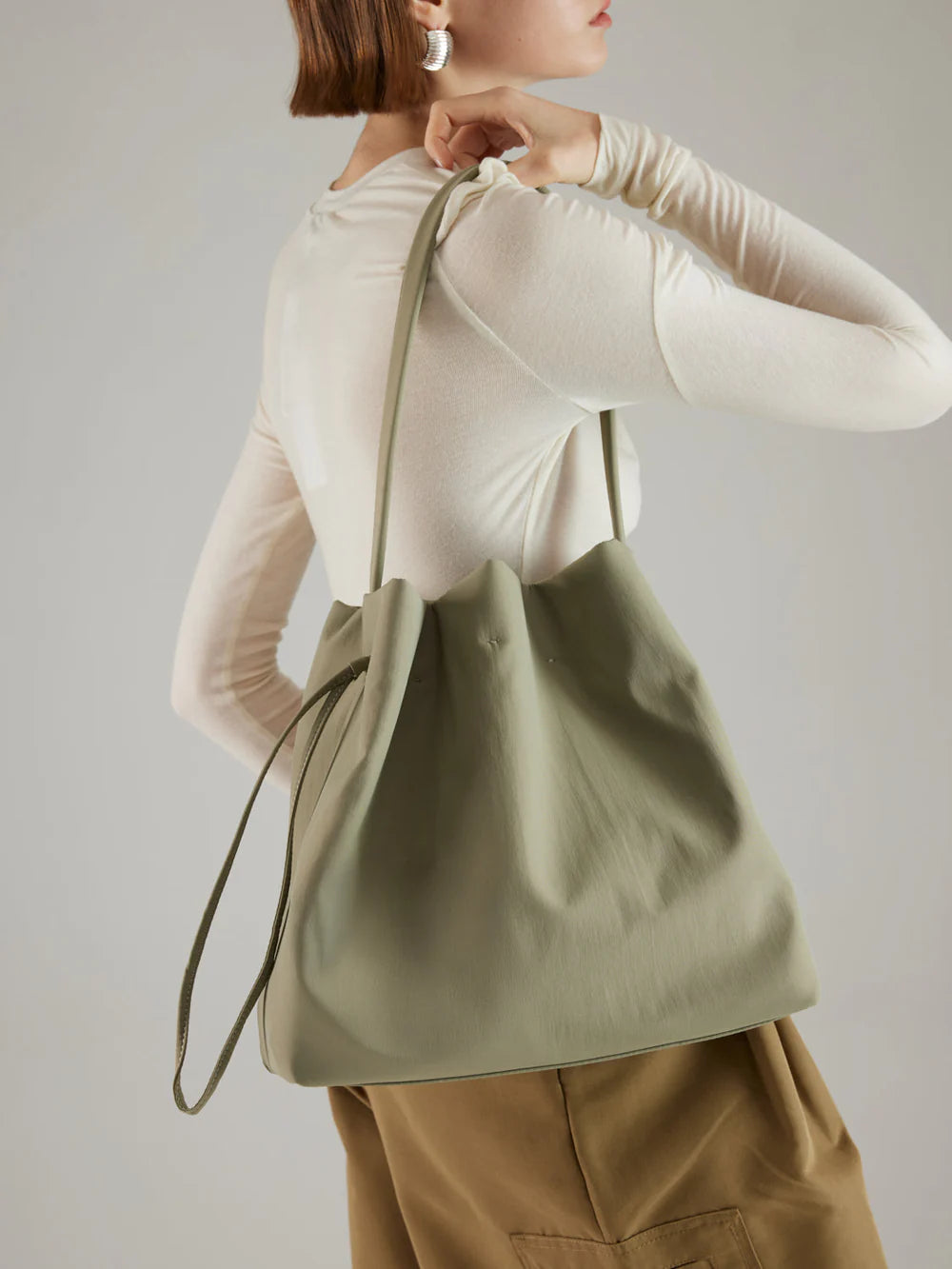 LIGHT GREEN